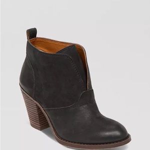 Lucky Brand Ehllen Booties, Size 8